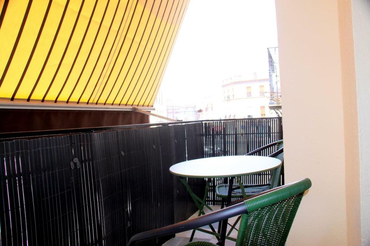Muro Center Seville Exterior photo